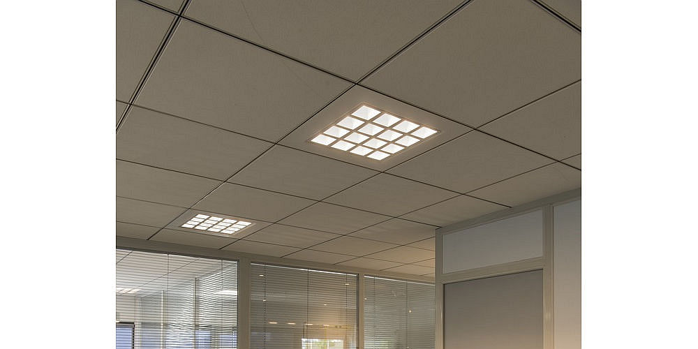 Neuheit Einbauleuchte PAVANO - LED Panel mit "Wabenstruktur"