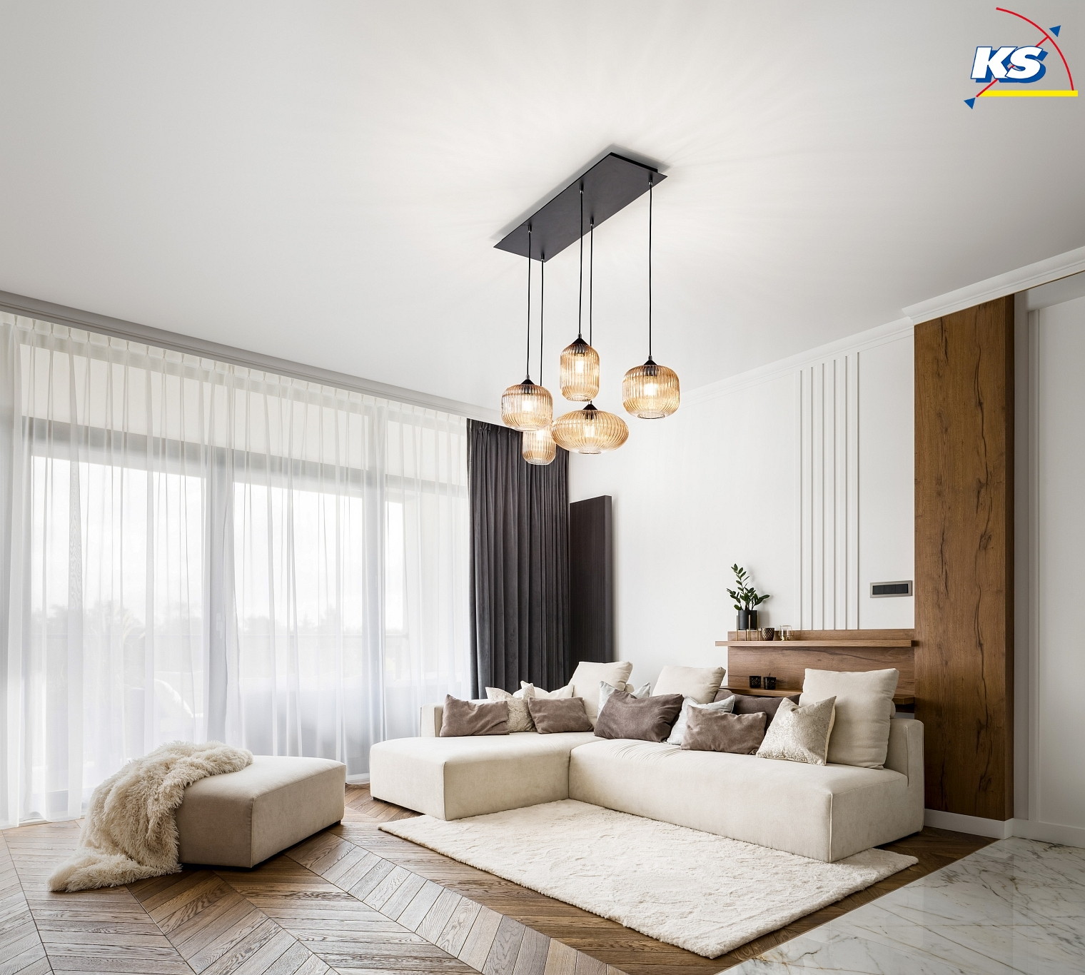 Fabas Luce Pendelleuchte GILLIS, 5-flammig, 5x E27max. 40W, Metall / geblasenes Glas, Schwarz / Amber Fabas Luce Pendelleuchte GILLIS, 5-flammig, 5x E27max. 40W, Metall / geblasenes Glas, Schwarz / Amber