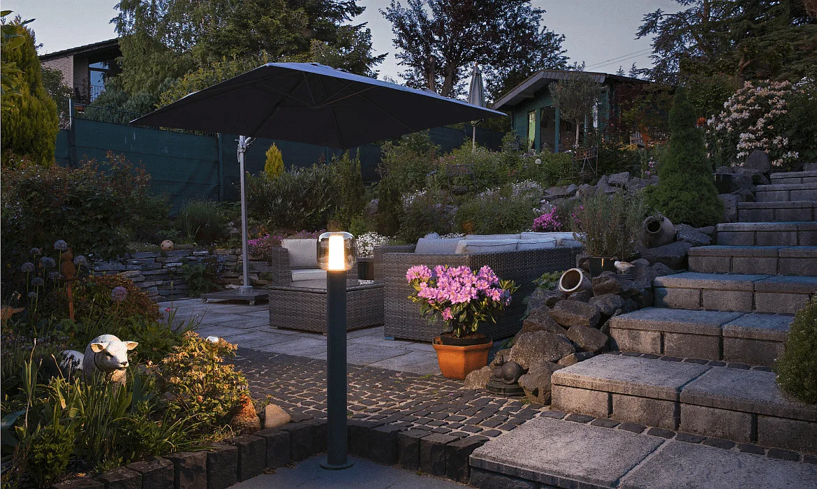 SLV LED Outdoor luminaire OVALISK 100 FL LED Floor lamp, CCT switch, 3000/4000K, 560/600lm, IP65, anthracite SLV LED Outdoor luminaire OVALISK 100 FL LED Floor lamp, CCT switch, 3000/4000K, 560/600lm, IP65, anthracite