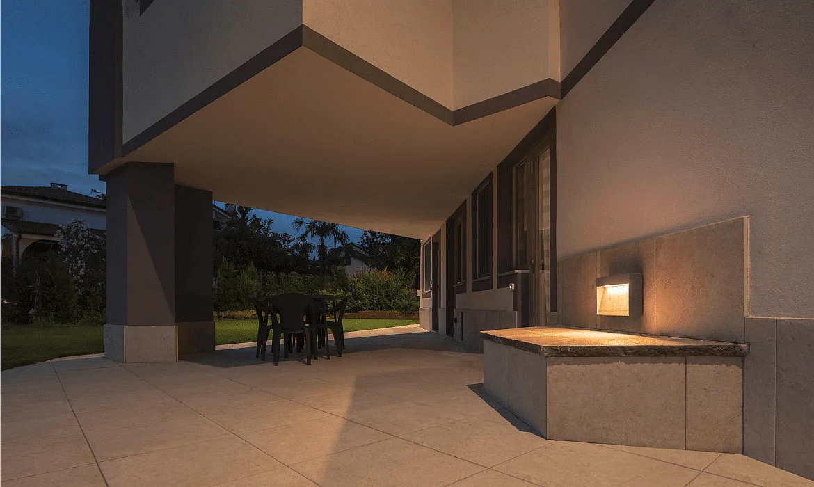 SLV LED Outdoor Wandaufbauleuchte CONCRETO L, 12W, 3000K, 570lm, IP65, grau SLV LED Outdoor Wandaufbauleuchte CONCRETO L, 12W, 3000K, 570lm, IP65, grau