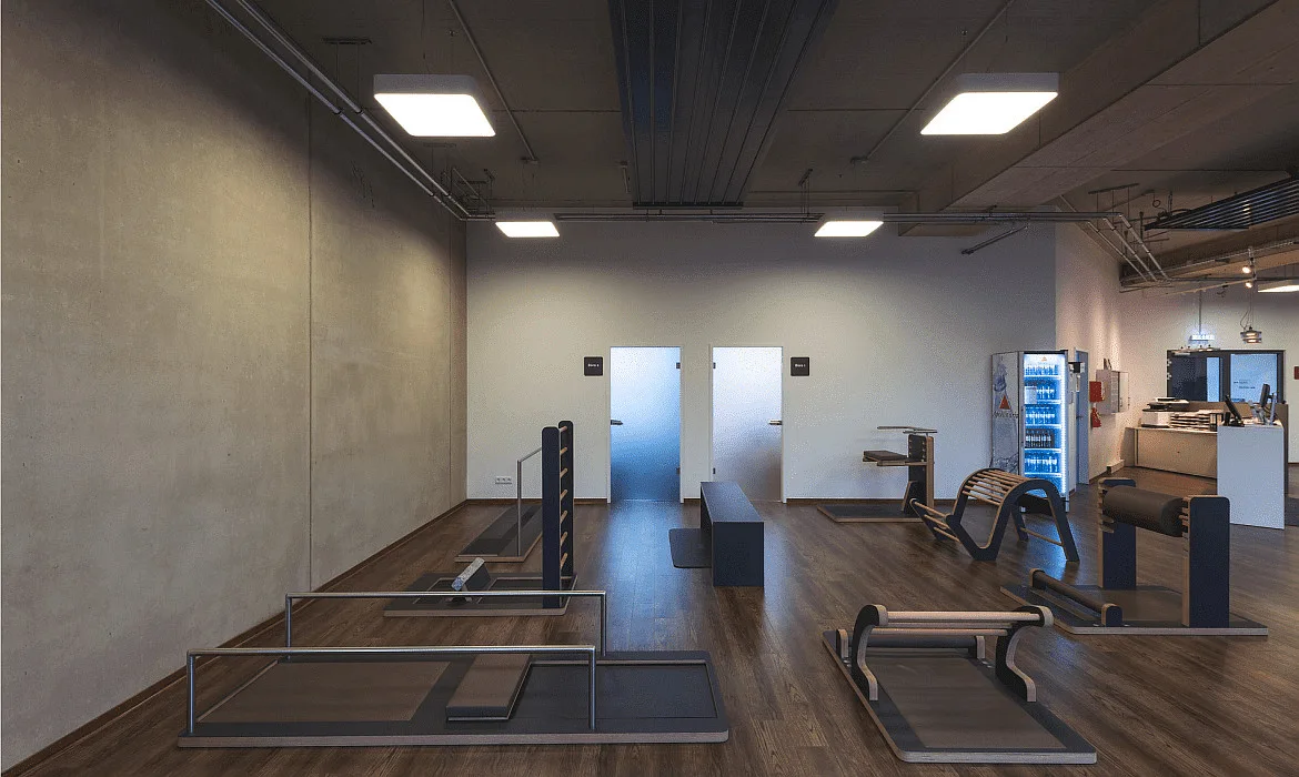 SLV Abhängeset für Deckenleuchten MEDO 30 / 40, MEDO PRO 60 / 90 und LIPSY 50 LED, 150cm, Silbergrau SLV Abhängeset für Deckenleuchten MEDO 30 / 40, MEDO PRO 60 / 90 und LIPSY 50 LED, 150cm, Silbergrau