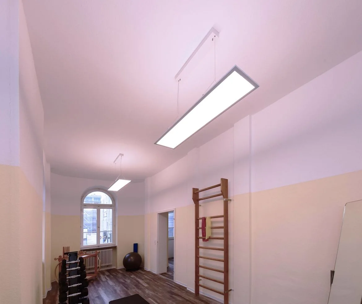 Deko-Light LED Pendelleuchte PANEL, eckig, 50W, 3000/4000K, 5600lm, IP20, dimmbar, schwarz/transparent Deko-Light LED Pendelleuchte PANEL, eckig, 50W, 3000/4000K, 5600lm, IP20, dimmbar, schwarz/transparent