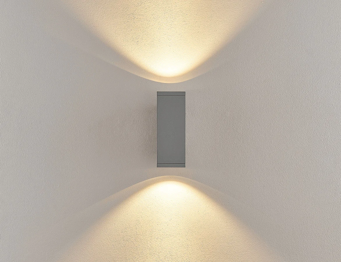 Deko-Light LED Fassadenstrahler SHORELINE PRO SQUARE 70 UP&DOWN, IP65 IK08, 7.5W 3000/4000K 780lm 30°, CRi >90, UGR<19, dimmbar, hellgrau Deko-Light LED Fassadenstrahler SHORELINE PRO SQUARE 70 UP&DOWN, IP65 IK08, 7.5W 3000/4000K 780lm 30°, CRi >90, UGR<19, dimmbar, hellgrau