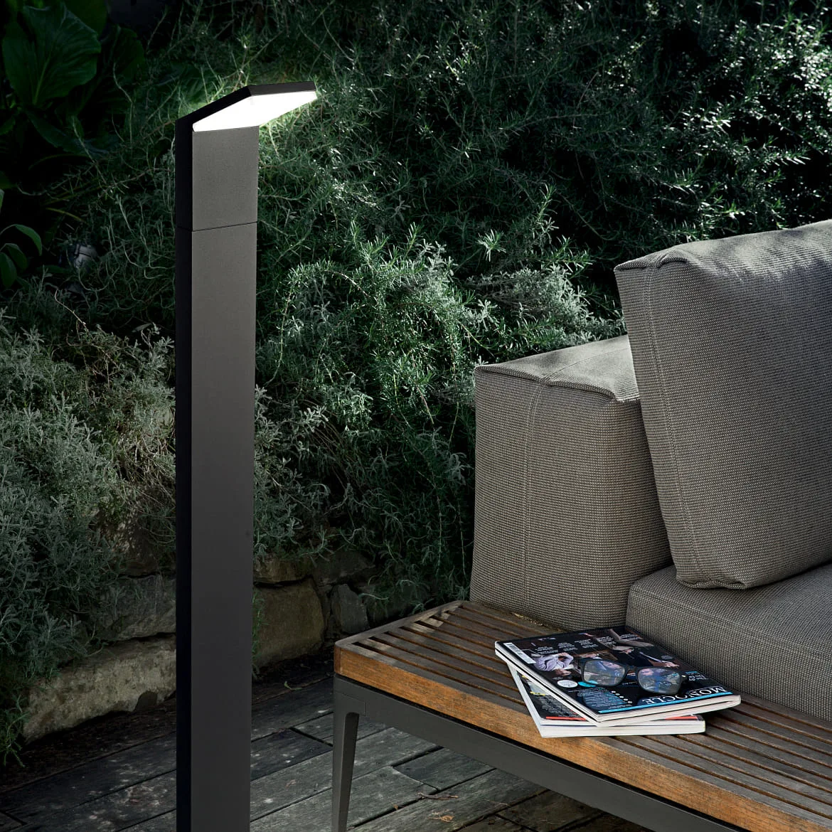 Ideal Lux LED Outdoor Pollerleuchte STYLE, 100cm, 120°, 9W, 4000K, 1100lm, CRI>80, IP54, anthrazit Ideal Lux LED Outdoor Pollerleuchte STYLE, 100cm, 120°, 9W, 4000K, 1100lm, CRI>80, IP54, anthrazit
