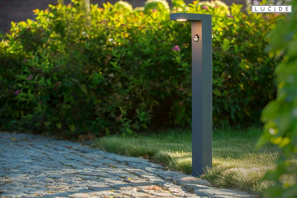 Lucide bollard lamp TEXAS IR LED square IP54, anthracite Lucide bollard lamp TEXAS IR LED square IP54, anthracite