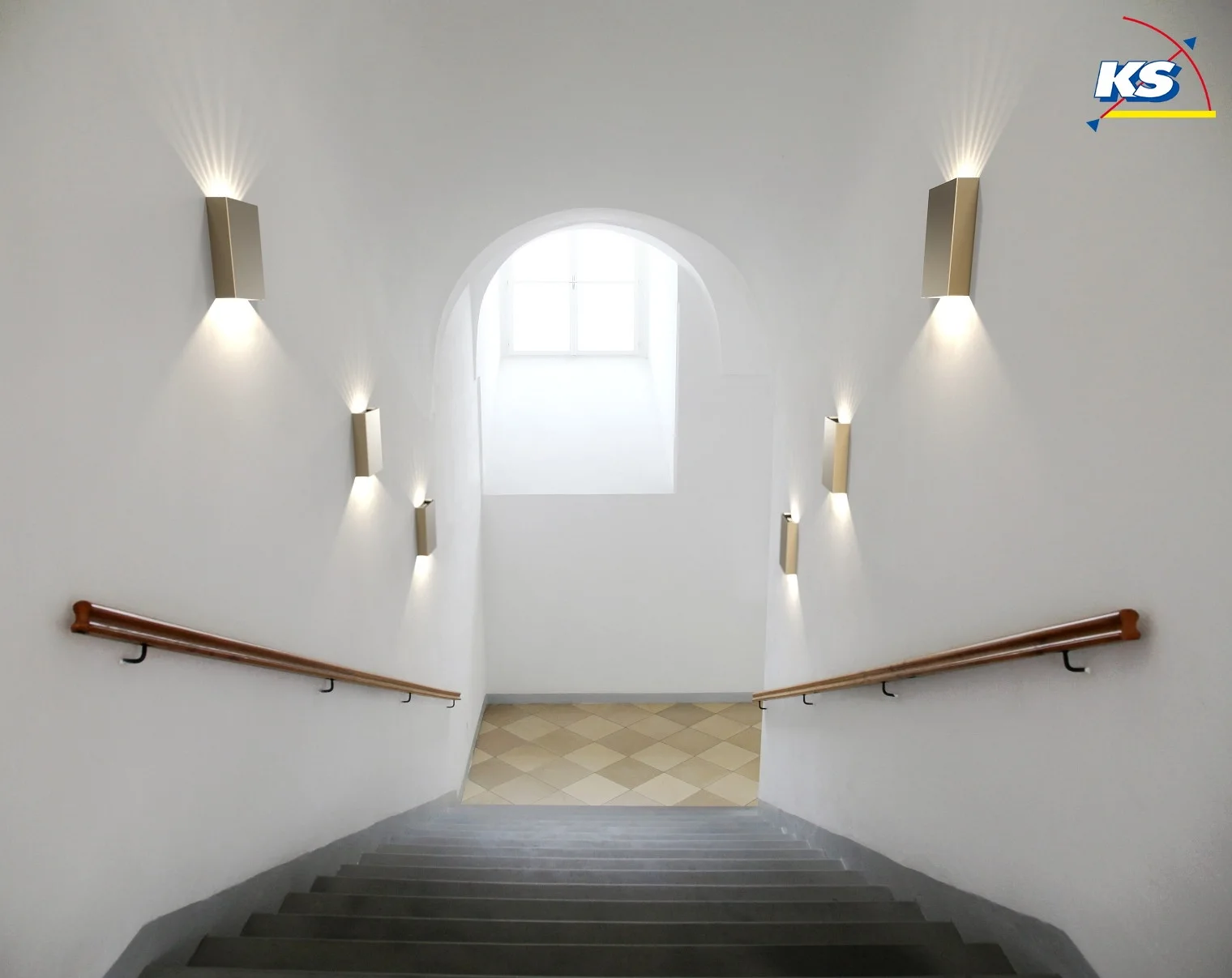Nordlux LED Wall luminaire FOLD 15 LED Outdoor luminaire, 2x 3,5W, 3000K, up to 2x 250lm, IP54, brass Nordlux LED Wall luminaire FOLD 15 LED Outdoor luminaire, 2x 3,5W, 3000K, up to 2x 250lm, IP54, brass