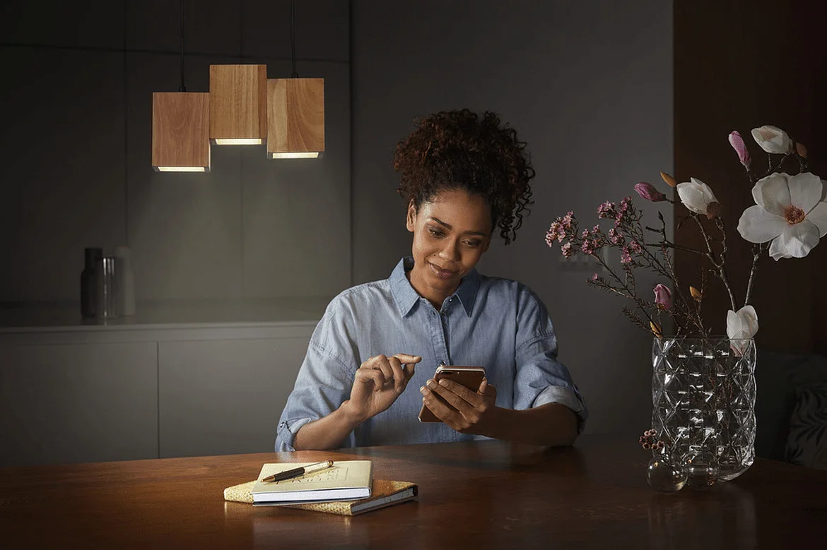 Ledvance SMART+ WIFI DECOR WOOD PENDANT TW 3 flames, tunable white, controllable via WLAN / WIFI, dimmable Ledvance SMART+ WIFI DECOR WOOD PENDANT TW 3 flames, tunable white, controllable via WLAN / WIFI, dimmable