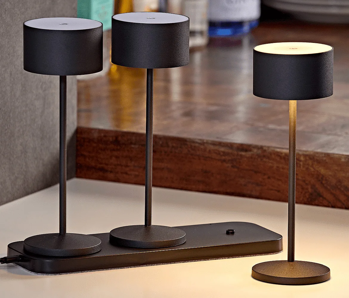 SIGOR LED-Akku Tischleuchte VELUNA, 3er Set + Kontakt-Ladestation + USB-C, IP44, 1W 2200K/2700K (FlexMood), dimmbar, nachtschwarz SIGOR LED-Akku Tischleuchte VELUNA, 3er Set + Kontakt-Ladestation + USB-C, IP44, 1W 2200K/2700K (FlexMood), dimmbar, nachtschwarz