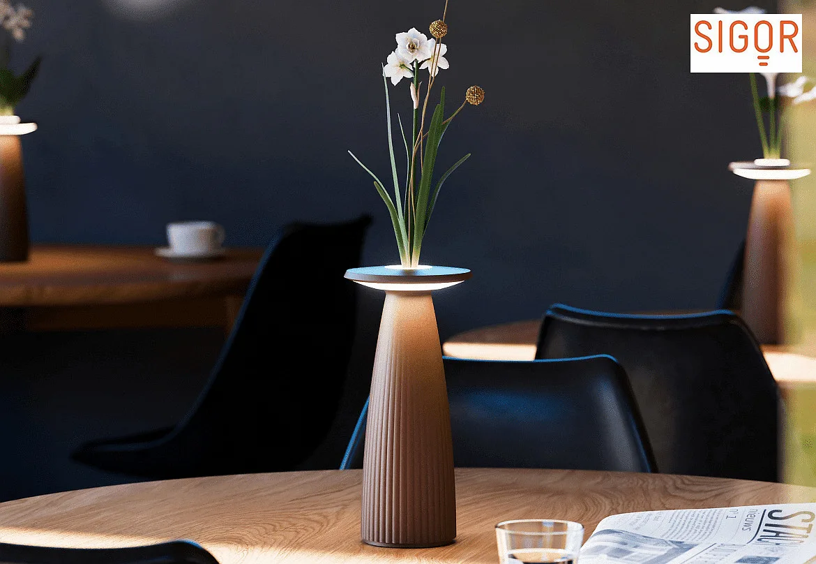 SIGOR LED Akku-Tischleuchte NUFLAIR, IP54, 2.2W 2200/2700K (Flex-Mood), mit Vasen-Einsatz + Touch-Dimmer + Easy-Connect, rostbraun SIGOR LED Akku-Tischleuchte NUFLAIR, IP54, 2.2W 2200/2700K (Flex-Mood), mit Vasen-Einsatz + Touch-Dimmer + Easy-Connect, rostbraun