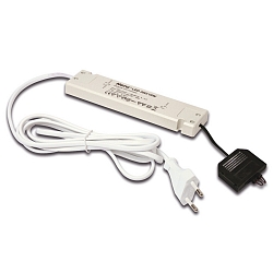 Trafo LED 350/16W Anschlussleitung 200cm, mit Eurostecker, 5-fach Verteiler + 4 Kurzschluss-Stecker