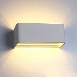 Outdoor LED wall luminaire Up&Down, angular, width 20cm, IP40, 6W 3000K 443lm 2x120°, aluminium, white