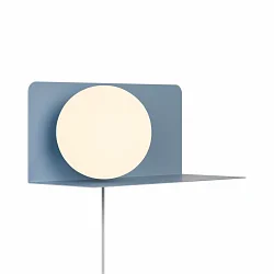 Wandleuchte LILIBETH, IP20, E14, mit Ablage, Kugel-Diffusor opal, abnehmbares Steckerkabel mit Schnurschalter, blau
