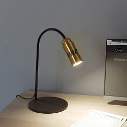 LED Tischleuchte NEO! TABLE (NV), 14W 2700K 25-65° (variabel), CRi 95, mit Flexarm, messing / schwarz