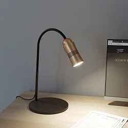 LED Tischleuchte NEO! TABLE (NV), 14W 2700K 25-65° (variabel), CRi 95, mit Flexarm, kupfer / schwarz