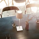 SIGOR LED-Akku-Tischleuchte NUINDIE USB-C, IP54, rund, 38cm, 2.2W 2200K/2700K (FlexMood), mit Touch-Dimmer + USB-C, schneeweiß